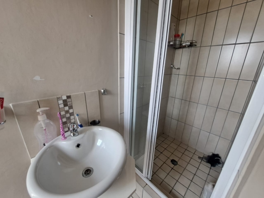 To Let 3 Bedroom Property for Rent in Waterval East North West